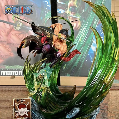 24cm one piece figure roronoa - 24cm,